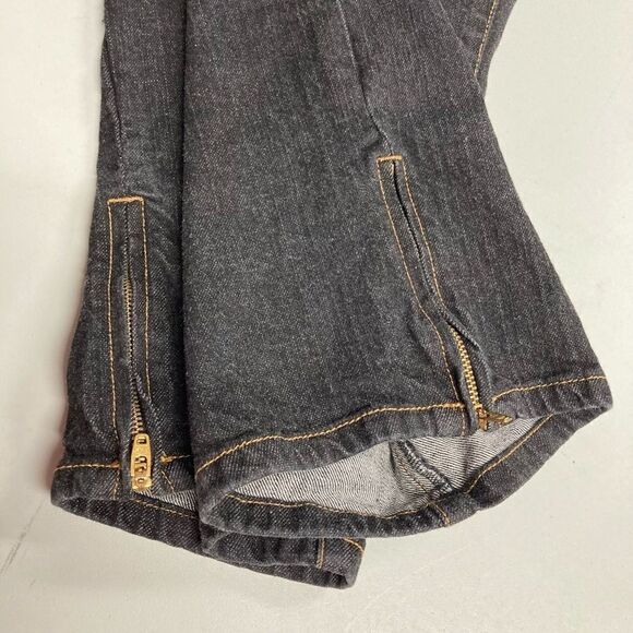 MOMENTO, Women’s Capri Jeans, Size 14, dark Wash,Inseam 23.5”, zipper on ankles - Picture 7 of 12